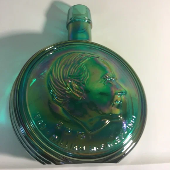 SOLD Vintage 1970’s Green Carnival Glass Decanter - Picture 7 of 8